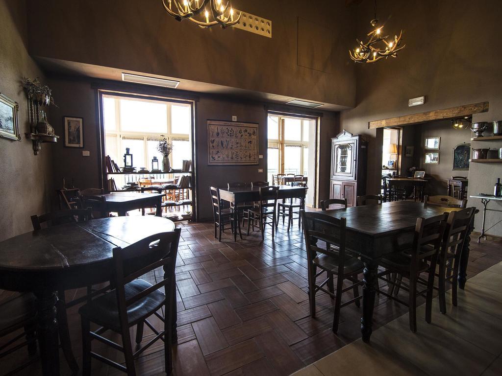 Le Barbaterre Hotel Quattro Castella Zewnętrze zdjęcie